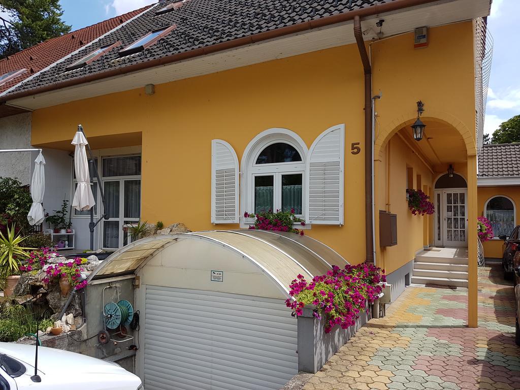 Hotel Ilona Vendeghaz Siófok Exteriér fotografie